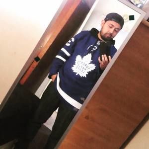 Meet your Posher, Eduardo